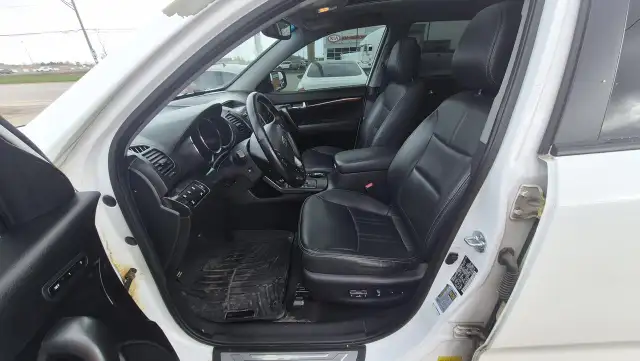 2013 Kia Sorento EX, AUTO, LEATHER, NAVI, AWD, CERTIFIED - Photo 9