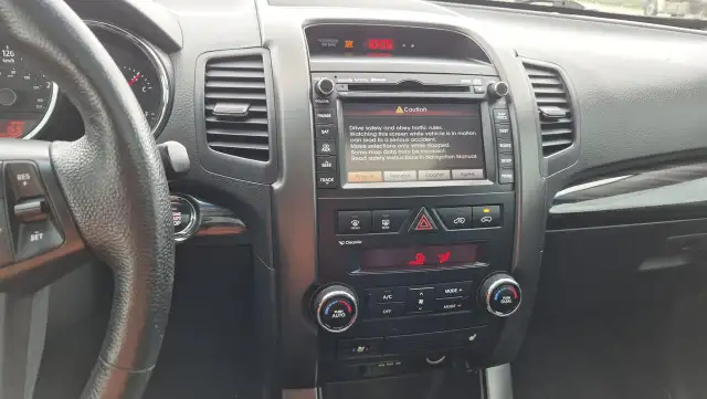 2013 Kia Sorento EX, AUTO, LEATHER, NAVI, AWD, CERTIFIED - Photo 12