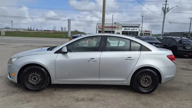 2012 Chevrolet Cruze LT TURBO, AUTO, ONLY 127KMS, SEDAN, CERTIFI - Photo 2