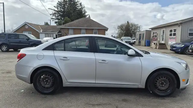 2012 Chevrolet Cruze LT TURBO, AUTO, ONLY 127KMS, SEDAN, CERTIFI - Photo 6