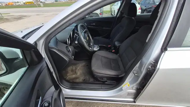 2012 Chevrolet Cruze LT TURBO, AUTO, ONLY 127KMS, SEDAN, CERTIFI - Photo 8