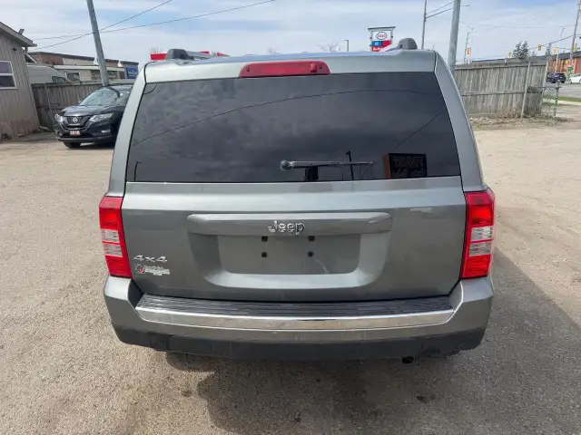 2012 Jeep Patriot NORTH, 4X4, 4CYL, ONLY 175KMS, SUV, CERTIFIED - Photo 4