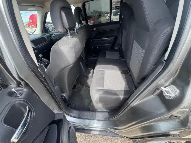 2012 Jeep Patriot NORTH, 4X4, 4CYL, ONLY 175KMS, SUV, CERTIFIED - Photo 10