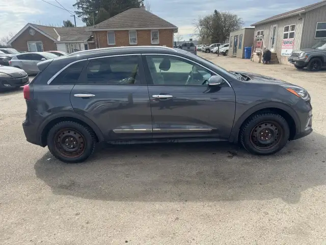 2019 Kia NIRO SX, EV, FULL ELECTRIC, 2 SETS OF WHEELS, CERT - Photo 6