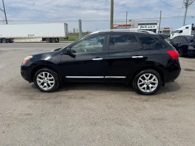 2013 Nissan Rogue SV, AWD, 4 CYL, 2 SET WHEELS, 174KMS, CERTIFIE - Photo 2