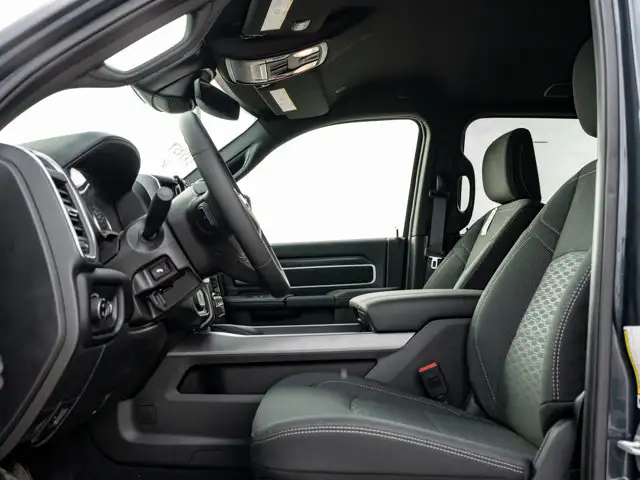 2025 Ram 2500 Big Horn - Photo 18