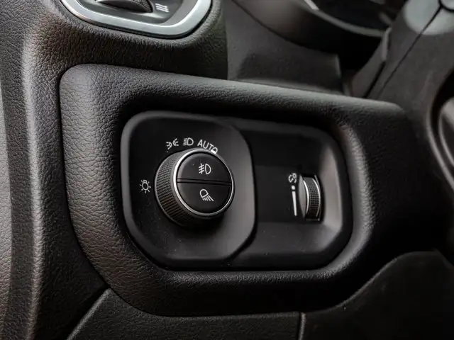 2025 Ram 2500 Big Horn - Photo 20