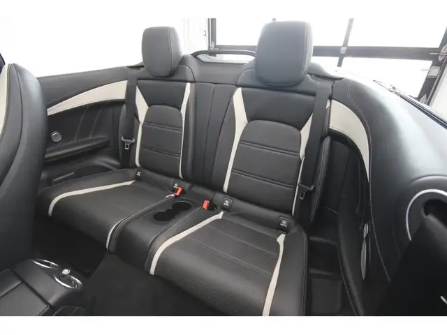 2019 Mercedes-Benz C-Class C63 S / AMG / CONVERTIBLE - Photo 33