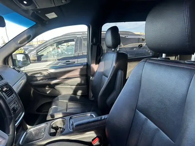 2017 Dodge Grand Caravan GT - Photo 4