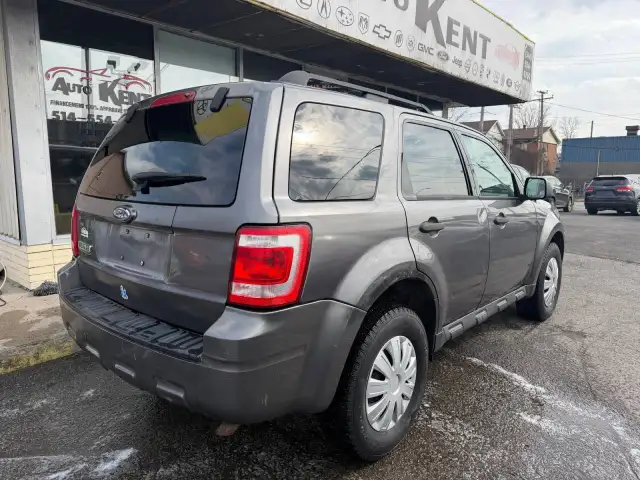 2009 FORD Escape XLT / AUTOMATIQUE / 4 CYLINDRES / - Photo 6