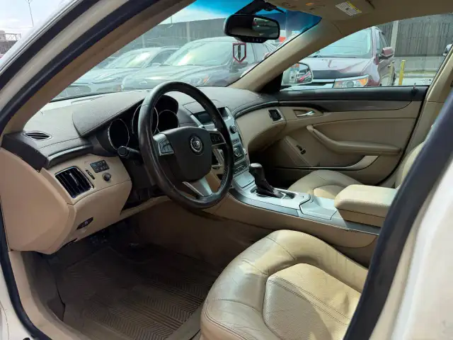 2010 CADILLAC CTS 4 / AWD / CUIR / TRES BEAU MODEL - Photo 3