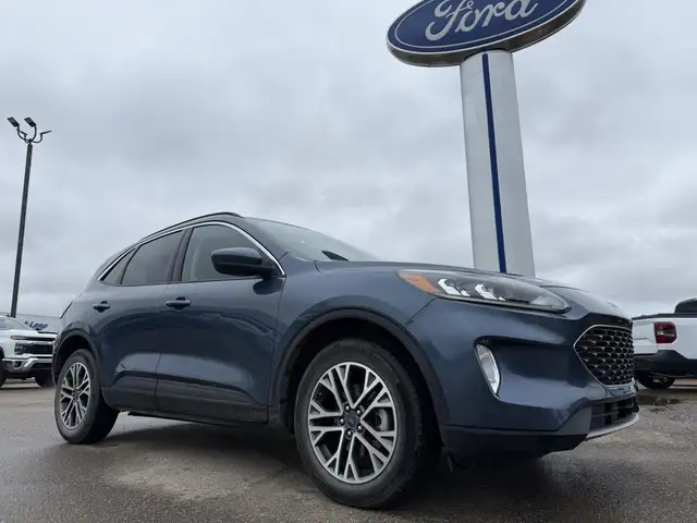 2020 Ford Escape SEL AWD / LEATHER! / NAV! / HSEATS! / LOW KM!