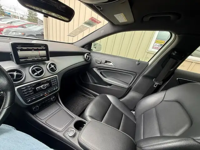 2015 Mercedes-Benz GLA GLA 250 - Photo 2