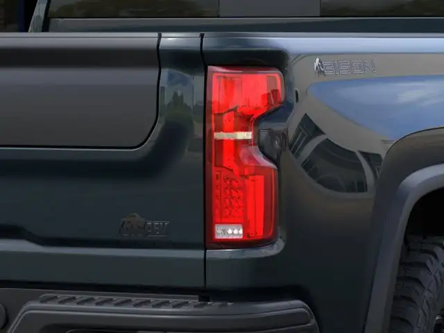 2026 Chevrolet Silverado 2500HD ZR2 - Photo 11