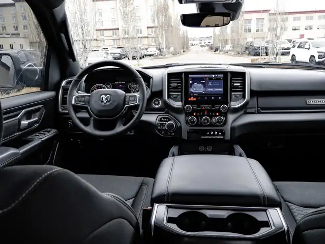 2025 Ram 1500 Big Horn Sport 3.0L - Photo 27