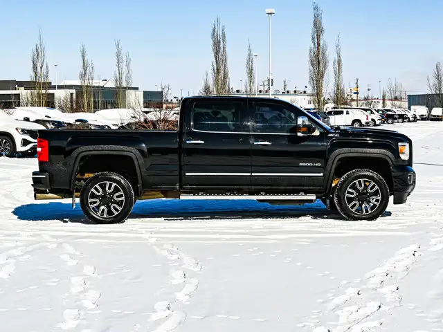 2019 GMC Sierra 2500HD SLT 6.6L - Photo 14
