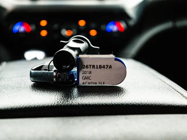 2018 GMC Acadia SLE-2 3.6L - Photo 36