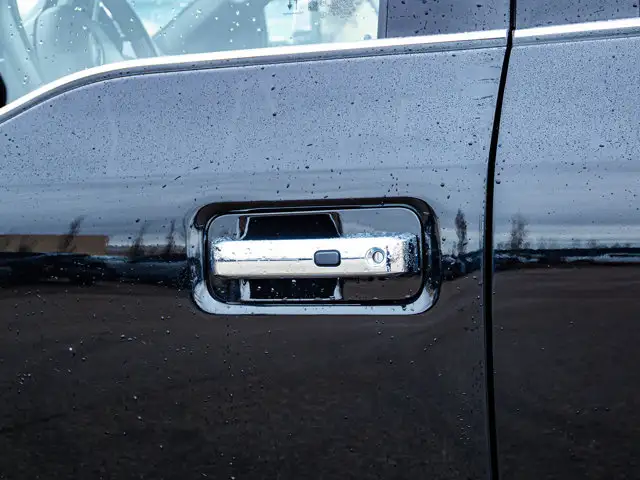 2022 Ford Super Duty F-350 SRW King Ranch 6.7L - Photo 7