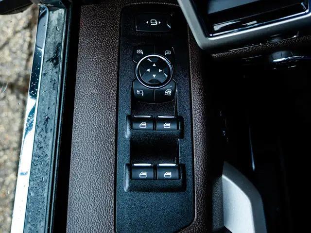 2022 Ford Super Duty F-350 SRW King Ranch 6.7L - Photo 18