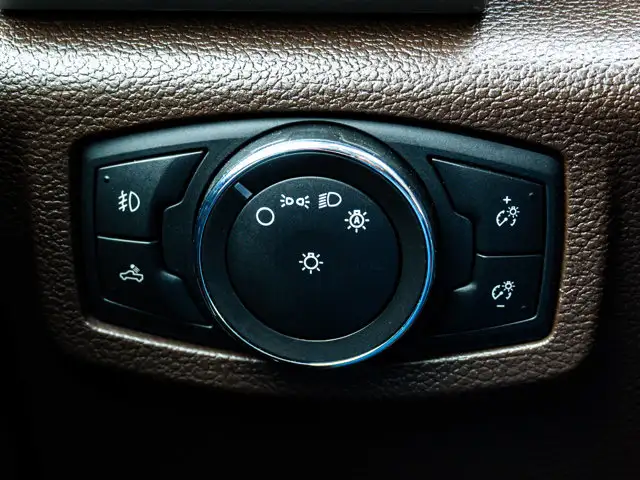 2022 Ford Super Duty F-350 SRW King Ranch 6.7L - Photo 19