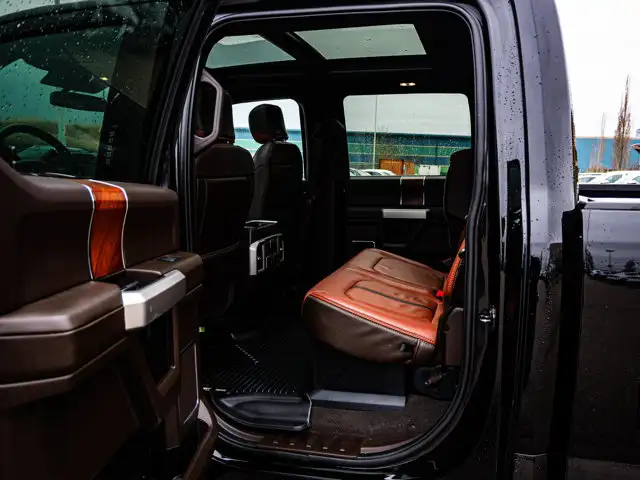 2022 Ford Super Duty F-350 SRW King Ranch 6.7L - Photo 32