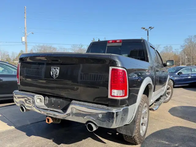 2018 Ram 1500 Laramie 4x4 Crew Cab 5'7' Box - Photo 12