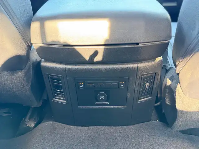 2018 Ram 1500 Laramie 4x4 Crew Cab 5'7' Box - Photo 18