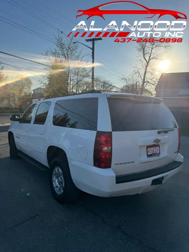 2010 Chevrolet Suburban 4WD 4dr 1500 LT (Certified) - Photo 7
