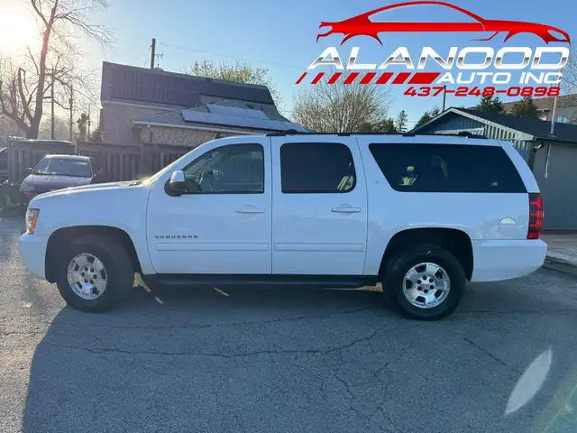 2010 Chevrolet Suburban 4WD 4dr 1500 LT (Certified) - Photo 8