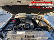 2010 Chevrolet Suburban 4WD 4dr 1500 LT (Certified) - Photo 18