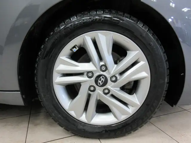 HYUNDAI ELANTRA 2020 PREFERRED AUTOMATIQUE 112 900 KM TOUT EQUIP - Photo 8