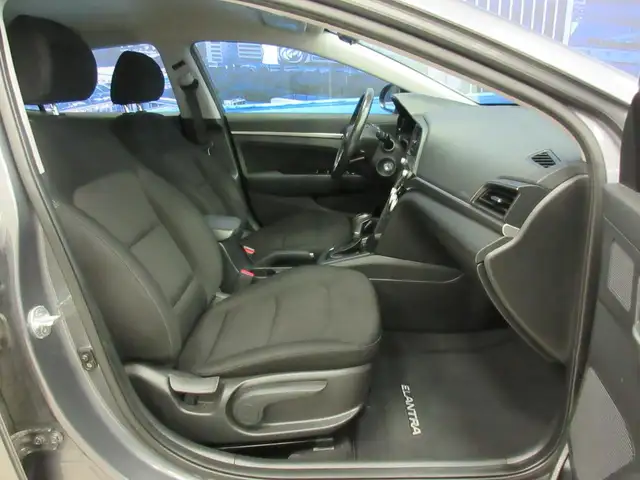 HYUNDAI ELANTRA 2020 PREFERRED AUTOMATIQUE 112 900 KM TOUT EQUIP - Photo 9