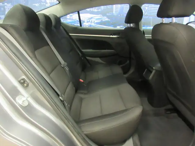 HYUNDAI ELANTRA 2020 PREFERRED AUTOMATIQUE 112 900 KM TOUT EQUIP - Photo 11