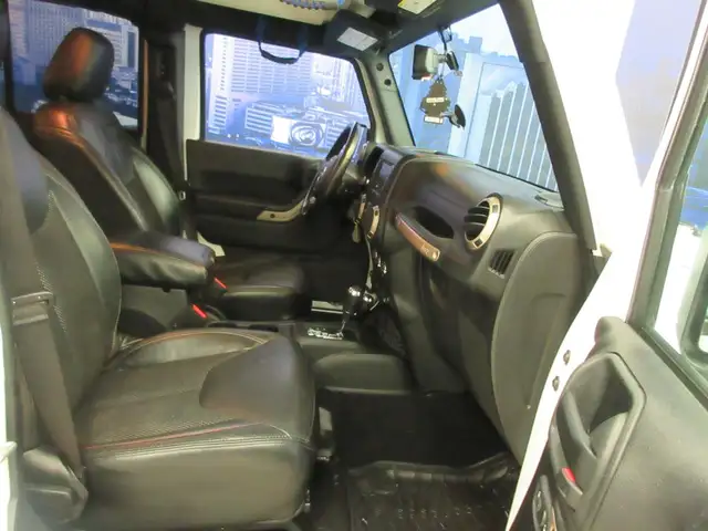 JEEP WRANGLER 2017 UNLIMITED SAHARA V-6 3.6 LITRES 4X4 GPS NAVIG - Photo 20