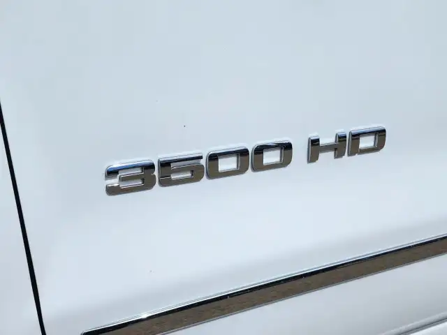 2016 Chevrolet Silverado 3500HD LTZ - Photo 6