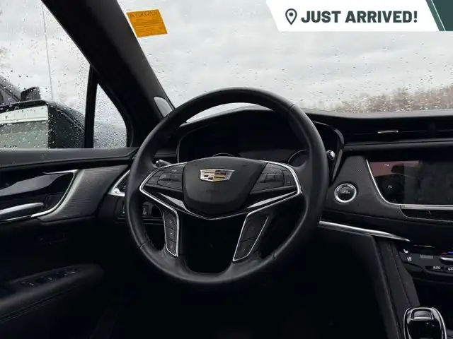 2025 Cadillac XT5 Premium Luxury AWD | Heated & Ventilated - Photo 6