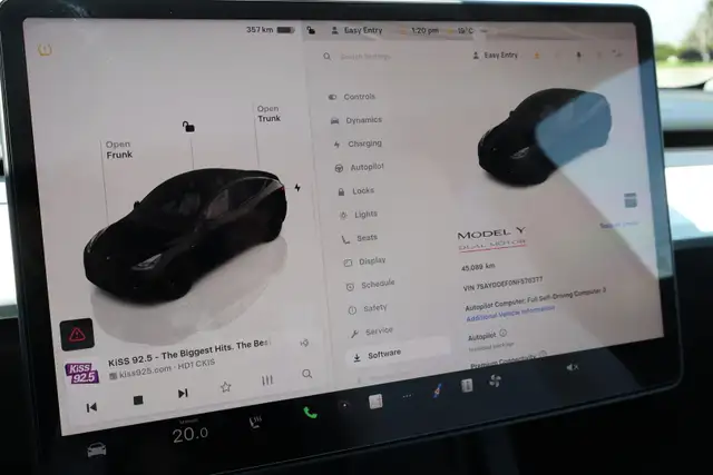 2022 Tesla Model Y - Photo 15