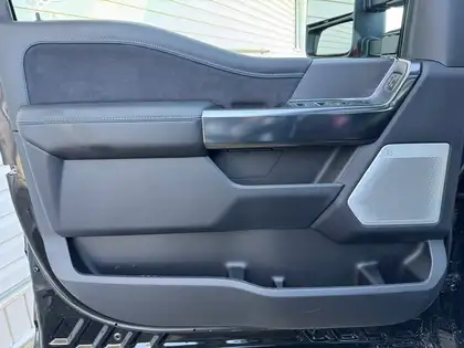 2026 Ford F-350 PLATINUM w/FX4, 5th WHL PREP, MNRF & 2KW PRO PWR - Photo 9