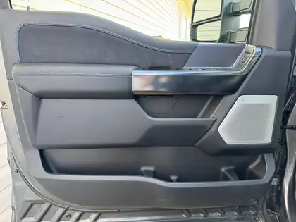 2026 Ford F-350 PLATINUM w/FX4, 5th WHL PREP, MNRF & 2KW PRO PWR - Photo 9