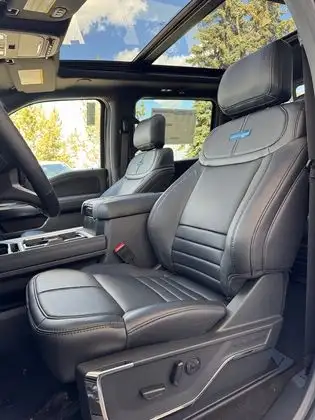 2026 Ford F-350 PLATINUM w/FX4, 5th WHL PREP, MNRF & 2KW PRO PWR - Photo 12