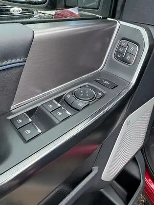 2026 Ford F-350 PLATINUM w/FX4, 5th WHL PREP, MNRF & 2KW PRO PWR - Photo 10