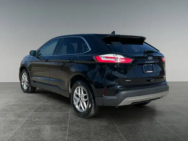 2023 Ford Edge SEL - Photo 4