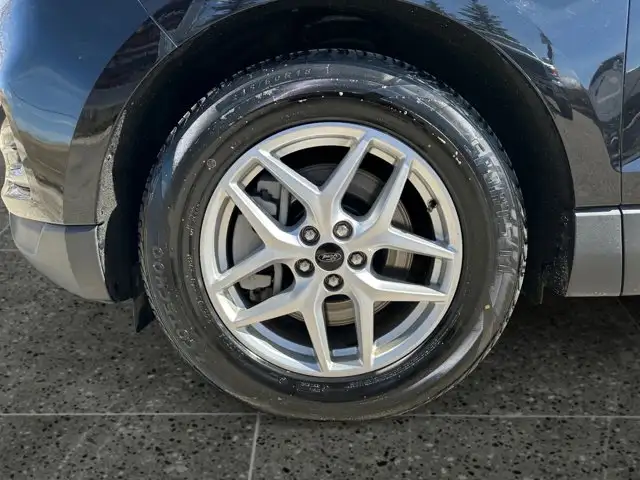 2023 Ford Edge SEL - Photo 11