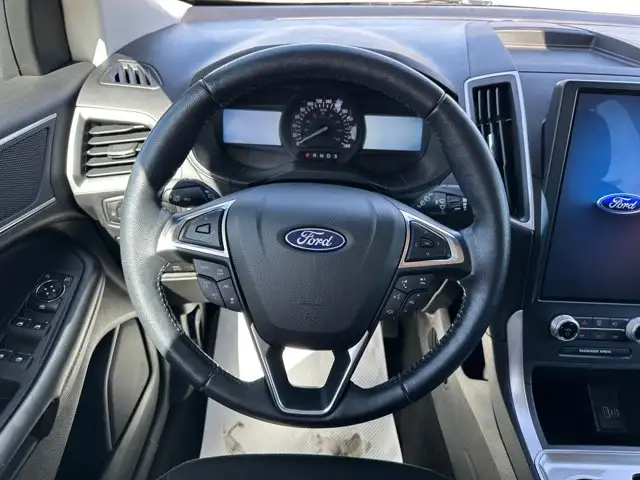 2023 Ford Edge SEL - Photo 14