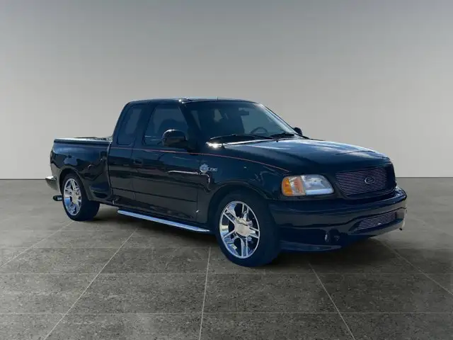 2000 Ford F-150 Series XL - Photo 9