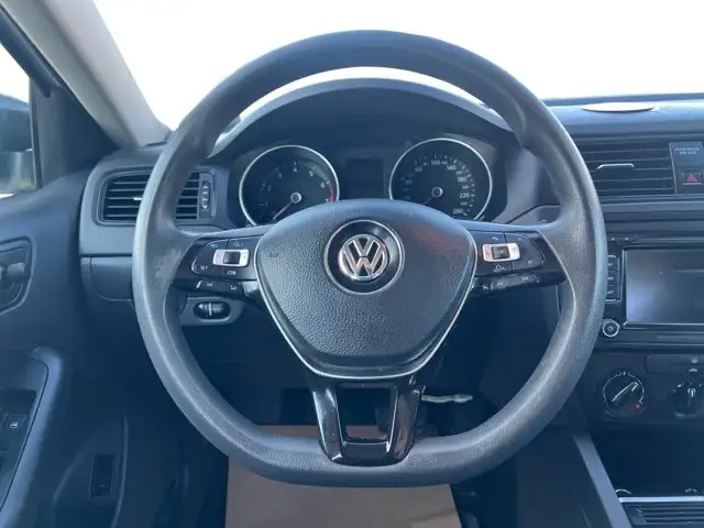 2015 Volkswagen Jetta Sedan Trendline - Photo 17