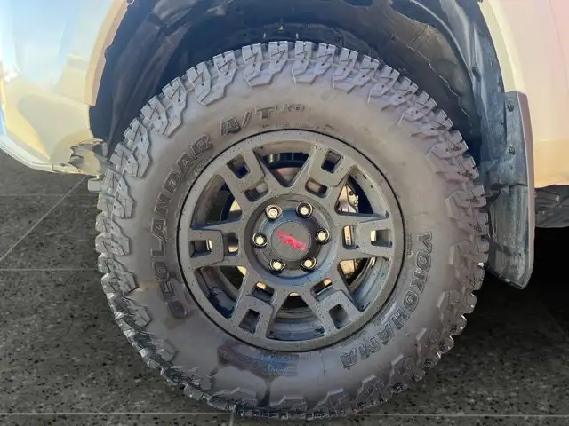 2023 Toyota Tacoma - Photo 11