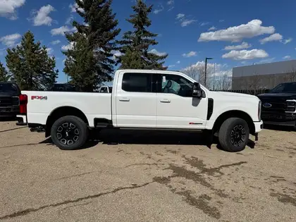 2026 Ford F-350 PLATINUM w/FX4, 5th WHL PREP, MNRF & 2KW PRO PWR - Photo 2
