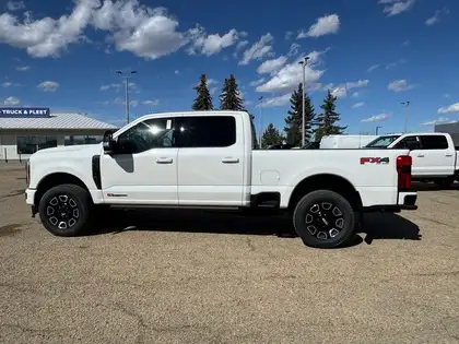 2026 Ford F-350 PLATINUM w/FX4, 5th WHL PREP, MNRF & 2KW PRO PWR - Photo 6