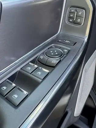 2026 Ford F-350 PLATINUM w/FX4, 5th WHL PREP, MNRF & 2KW PRO PWR - Photo 10